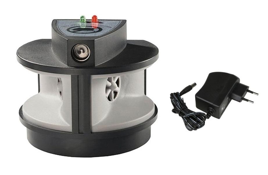 Ultrazvukový odpuzovač kun a hlodavců- Dosah 550 m2 v úhlu 260°